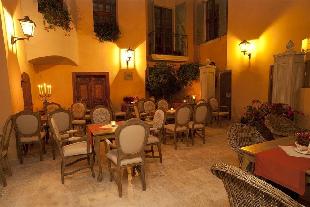 Hotel Kolegiacki พอซนาน ภายนอก รูปภาพ