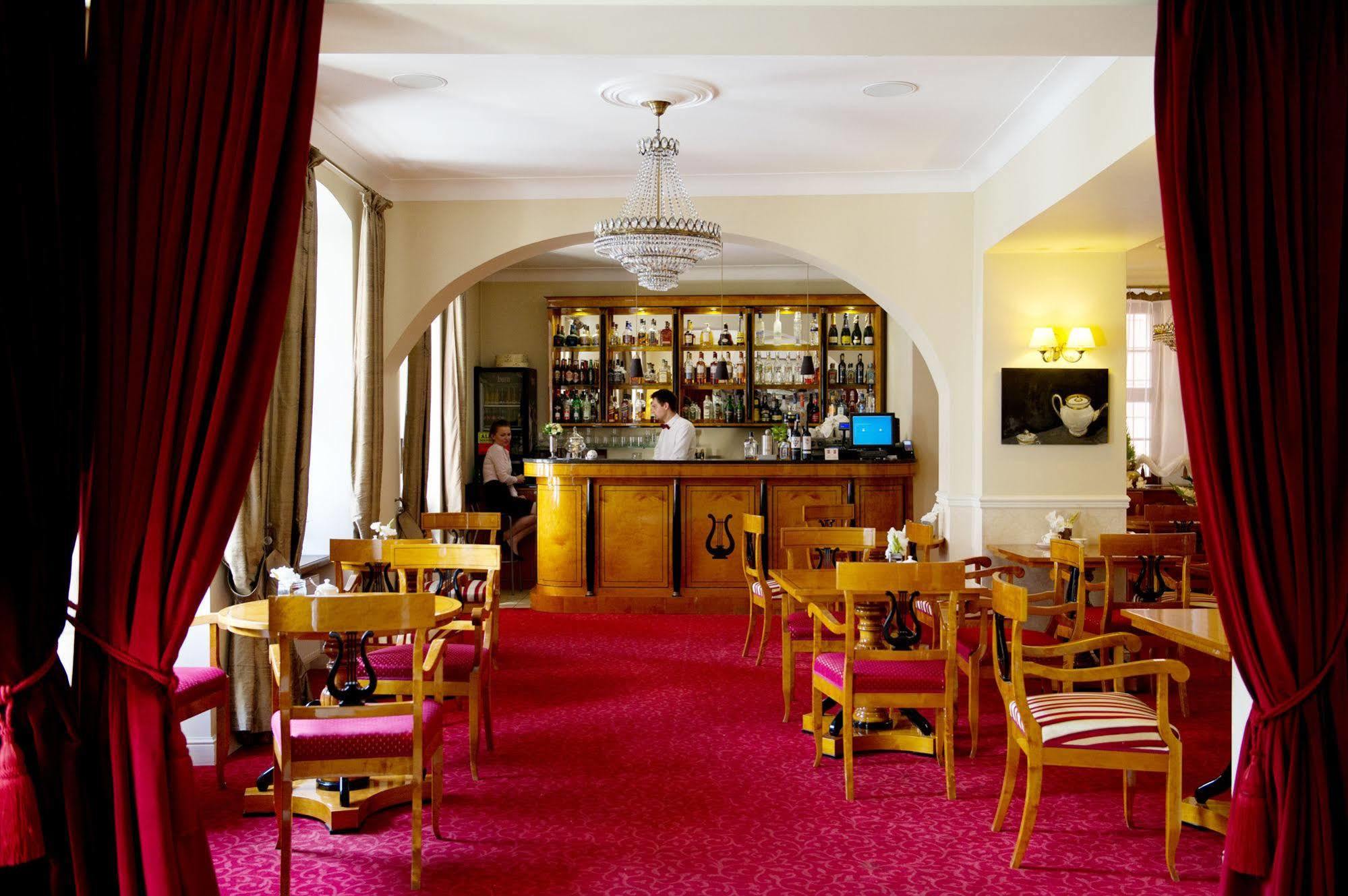 Hotel Kolegiacki พอซนาน ภายนอก รูปภาพ